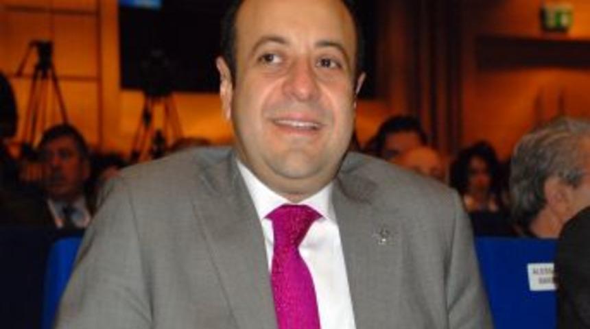 Bağış: Bayram Boyunca AB Ilerleme Raporu Hakkında Konuşmayacağım