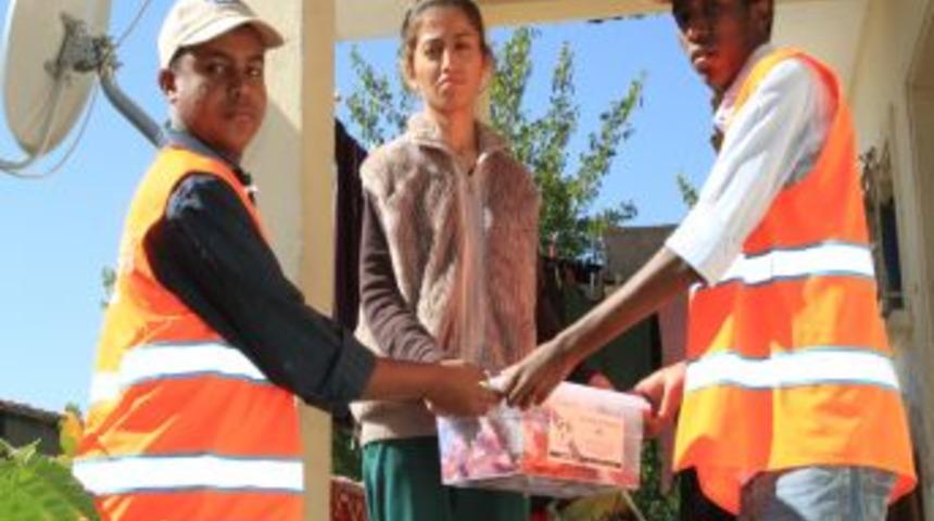 Somalili Gen&ccedil;ler Yardım K&ouml;pr&uuml;s&uuml; Kurdu