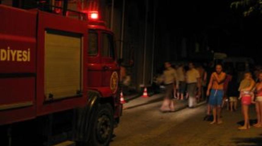 Marmaris&rsquo;te Aynı Otelde Ikinci Defa Yangın &Ccedil;ıktı