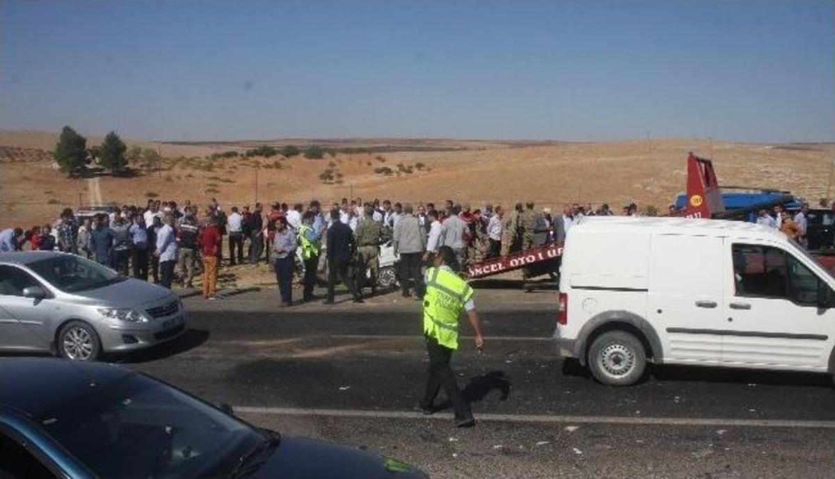 Bayram D&ouml;n&uuml;ş&uuml; Feci Kaza: 7 &Ouml;l&uuml;, 12 Yaralı