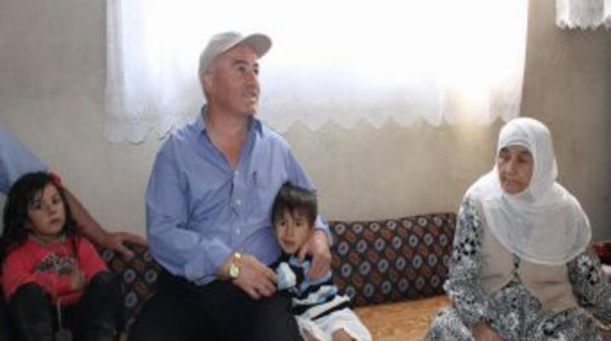 Kimse Yok Mu Derneği Siirt&rsquo;te G&ouml;n&uuml;l K&ouml;pr&uuml;s&uuml; Kurdu