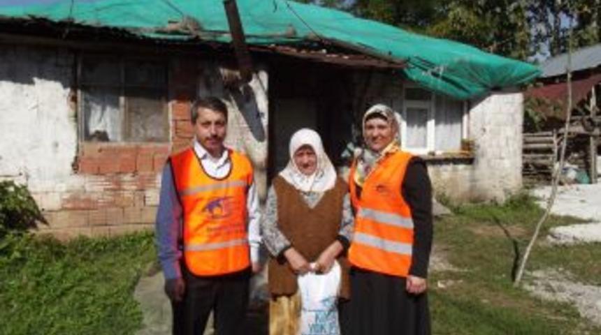 Bayramda Yardıma Muhta&ccedil; Aileler Unutulmadı