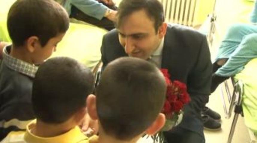 Bilal Hacıoğulları'ndan hastanelere ziyaret