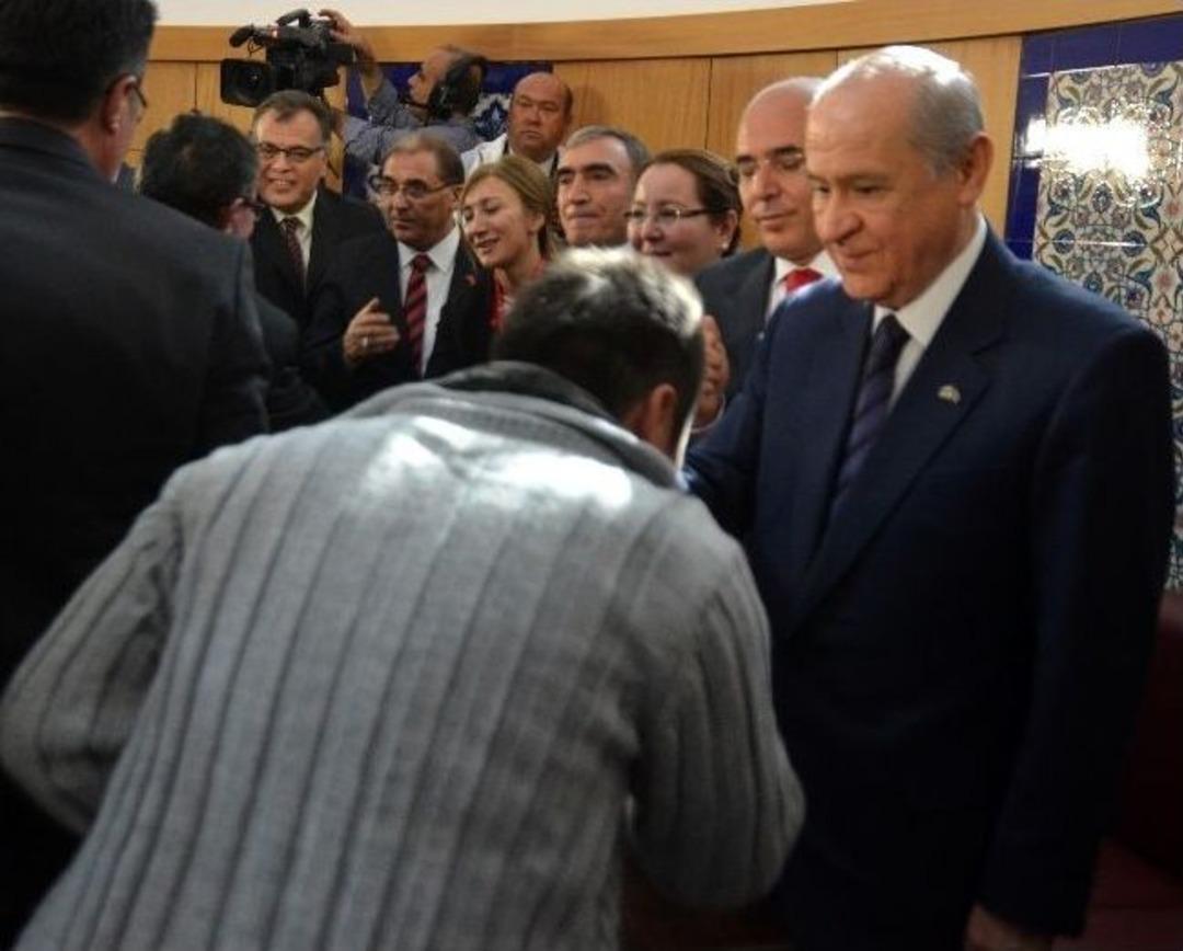 Mhp Genel Başkanı Bah&ccedil;eli Partililerle Bayramlaştı