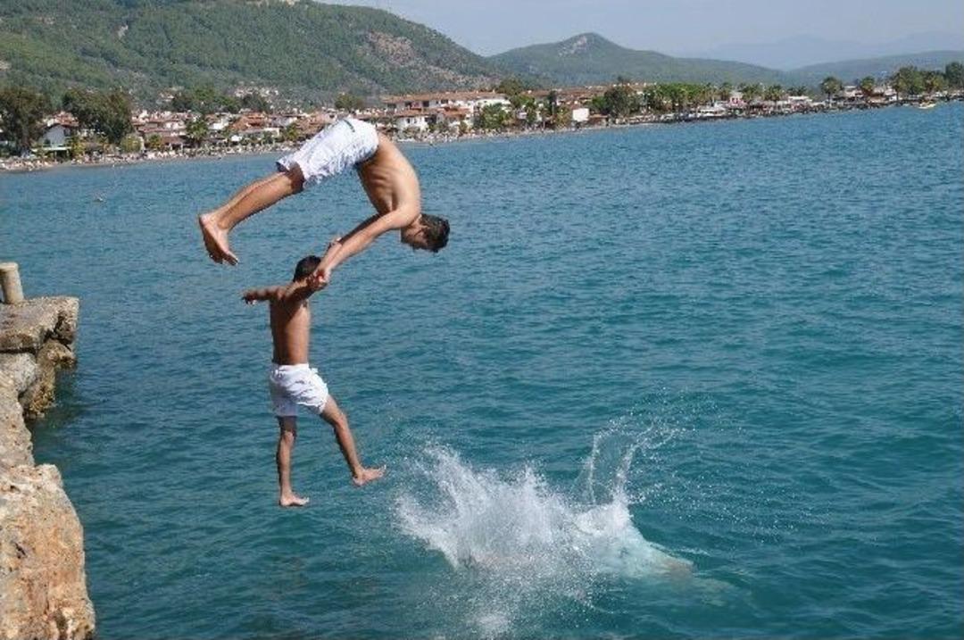 Sahillerde Yazdan Kalma G&uuml;nler