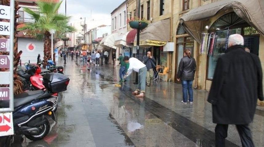 Çanakkale'de Sağanak Yağış