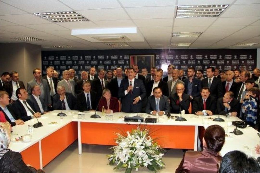 Ak Parti&rsquo;de Bayramlaşma