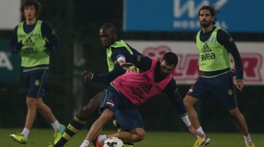 Fenerbah&ccedil;e, Kayseri Erciyesspor Ma&ccedil;ı Hazırlıklarını S&uuml;rd&uuml;rd&uuml;