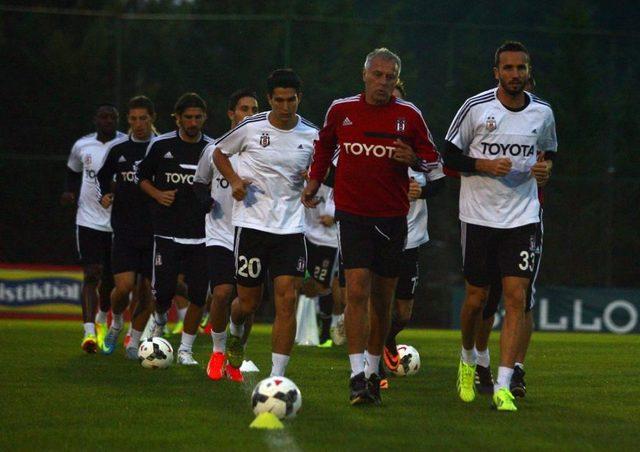 Beşiktaş'ta, Çaykur Rizespor Maçı Hazırlıkları Devam Ediyor