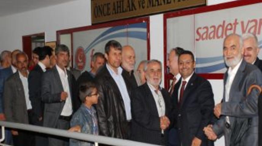 SP İzmir İl Teşkilatı Bayramlaştı