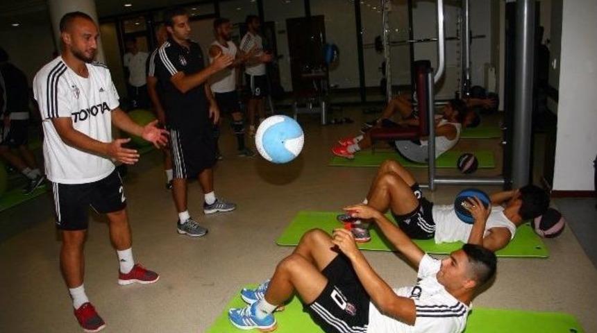 Beşiktaş'ta &Ccedil;aykur Rizespor Ma&ccedil;ı Hazırlıkları S&uuml;r&uuml;yor