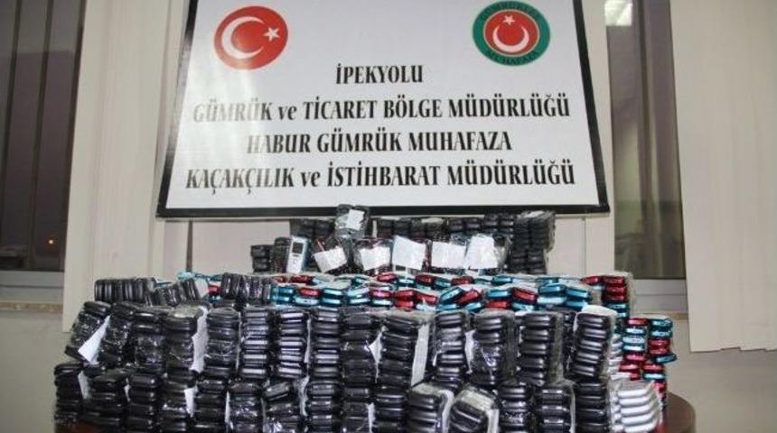 Habur'da 2 Bin 822 Adet Ka&ccedil;ak Telefon Ele Ge&ccedil;irildi