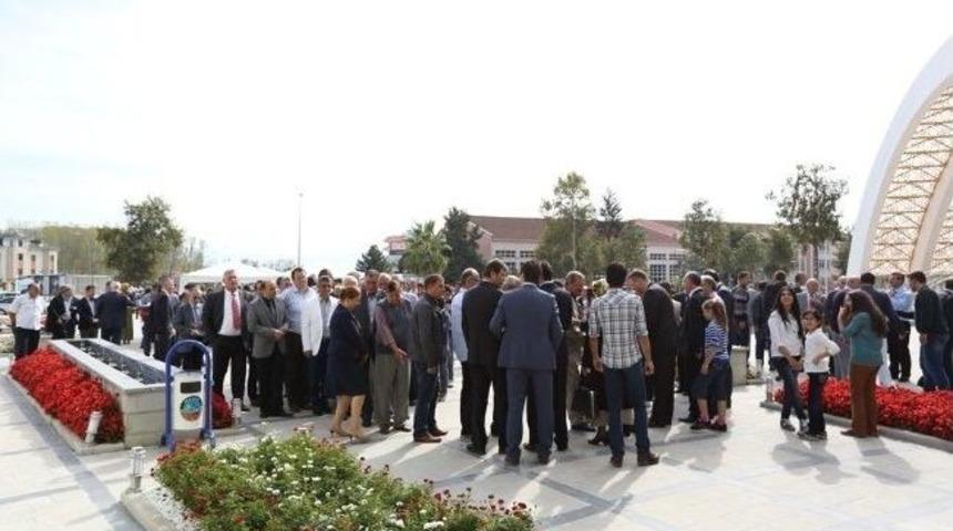 Serdivan&rsquo;da Bayram &Ccedil;oşkuyla Kutlandı