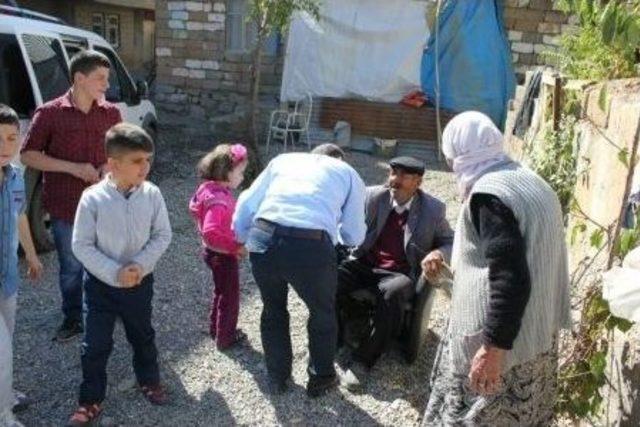 &Ccedil;ocuk Evindeki &Ccedil;ocuklar Kurban Eti Dağıttı 1