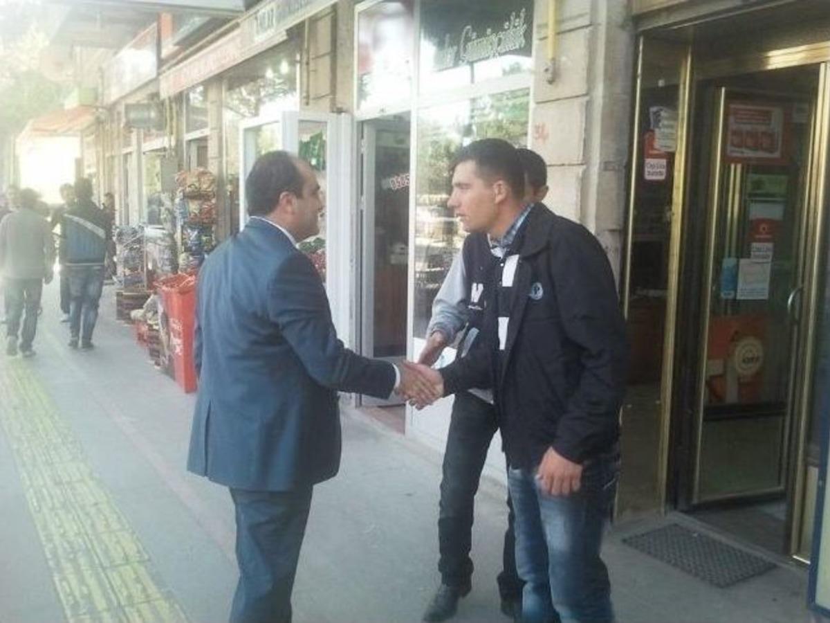 Milletvekili &Ouml;zbek Bayramda Esnafı Unutmadı