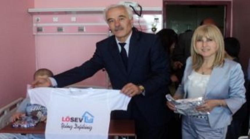 L&ouml;sev Temsilcisi, Kanserden &Ouml;ld&uuml;