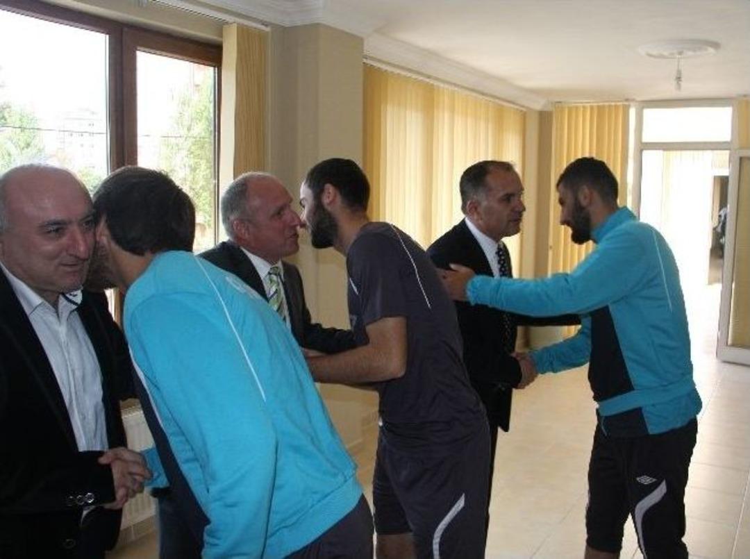 B&ouml;lgesel Amat&ouml;r Ligi 1. Grup Takımlarından &Ccedil;ayelispor&rsquo;da Bayramlaşma