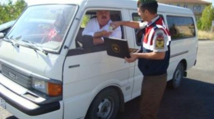 Bayram Şekeri Jandarmadan