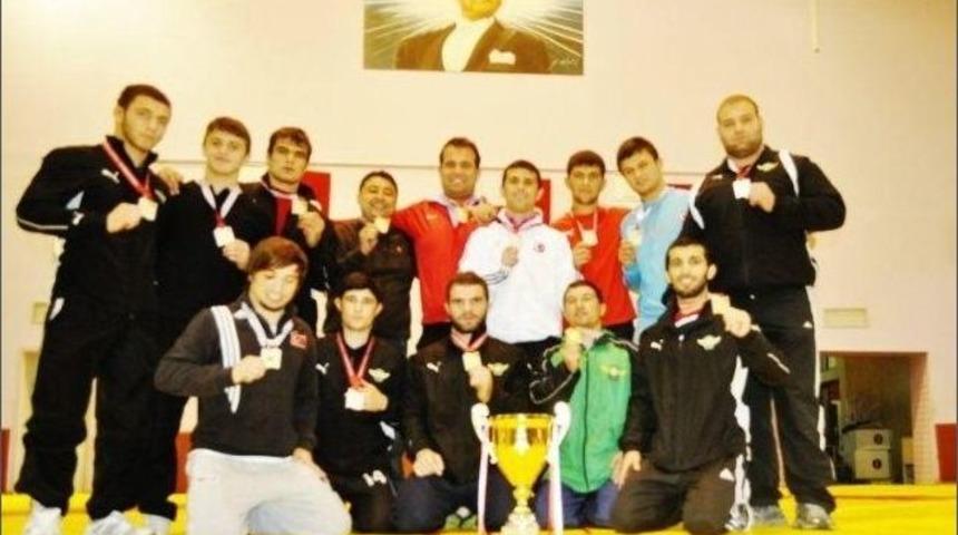 Akhisar Belediyespor Güreş Takımı Süper Lig’de