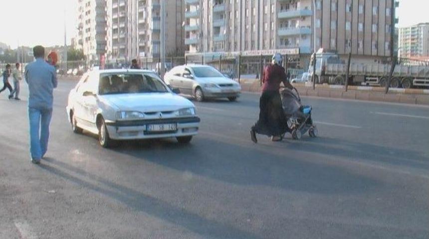 &Uuml;st Ge&ccedil;idi Kullanmayan Vatandaşlar Kazaya Davetiye &Ccedil;ıkarıyor