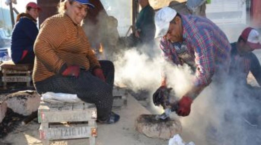 Kelle &Uuml;t&uuml;c&uuml;leri &Ccedil;ifte Bayram Yapıyor