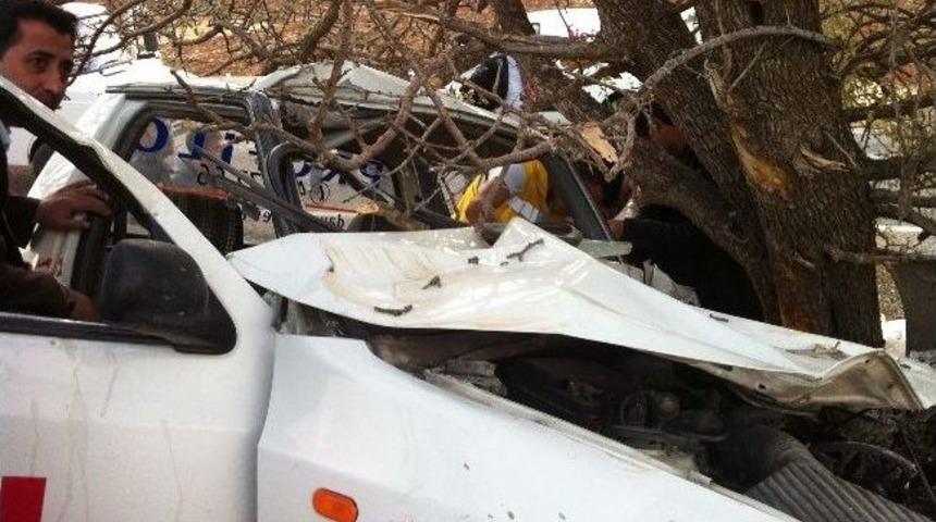 Elbistan'da Trafik Kazası: 2 Yaralı