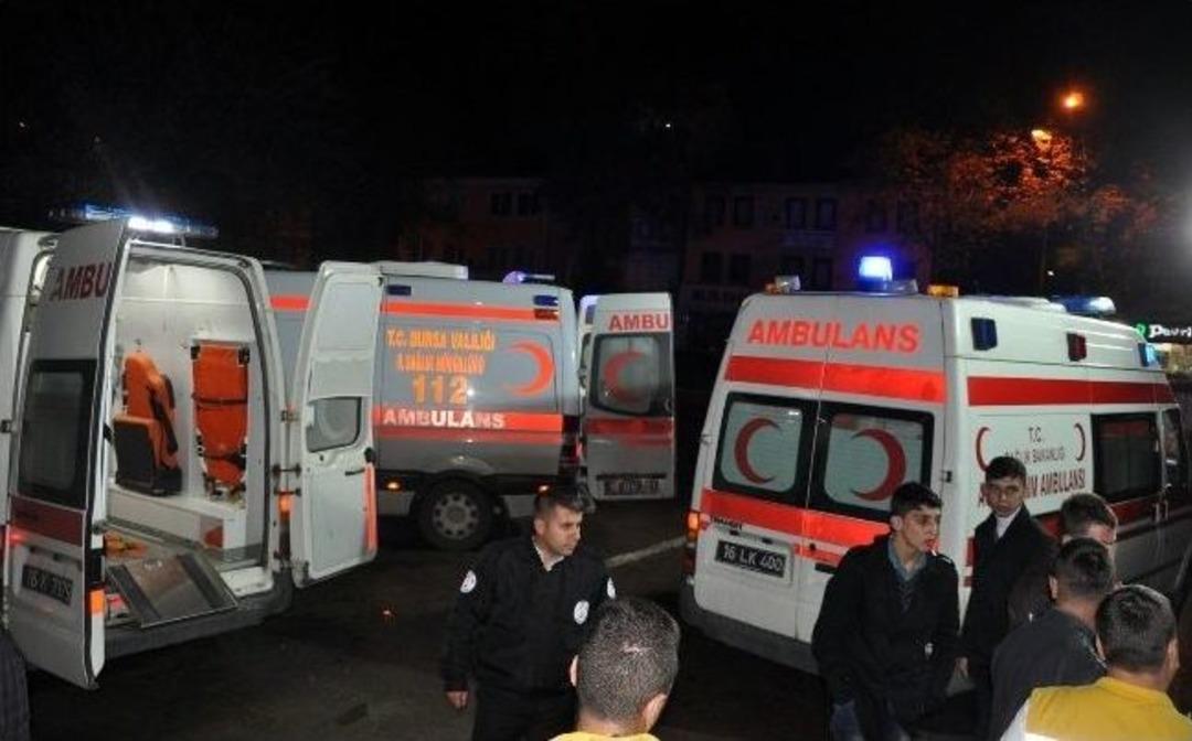 Mezitlerde D&ouml;rt Ayrı Kaza: 12 Yaralı