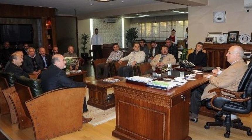 Esnaflardan Yaşar&rsquo;a Teşekk&uuml;r Ziyareti