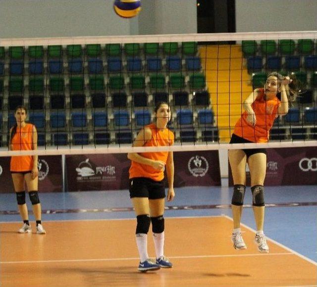 Mersin Pamukspor İlk Maçını Kazanmak İstiyor