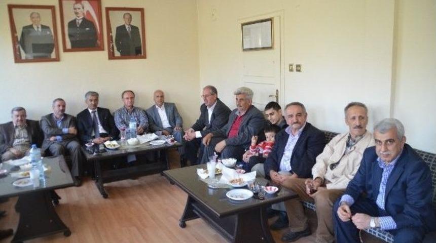 Tosya&rsquo;da Mhp İl&ccedil;e Teşkilatı Bayramlaşma T&ouml;reni D&uuml;zenledi