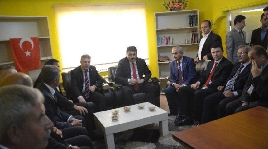 Ak Parti İl&ccedil;e Teşkilatı Bayramlaşma T&ouml;reni D&uuml;zenledi
