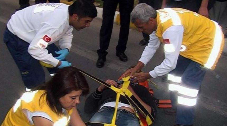 Motosiklet Yaşlı Adama &Ccedil;arptı