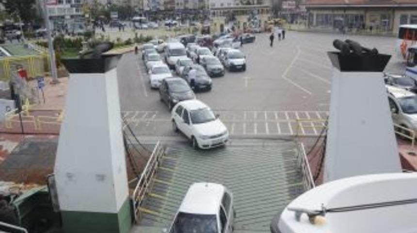 D&ouml;n&uuml;şe Erken Ge&ccedil;ildi, Trafik Yoğunluğu Başladı