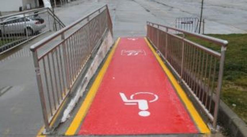 Engelli Vatandaşlar, Beylikd&uuml;z&uuml;&rsquo;nde Rahat Ediyor