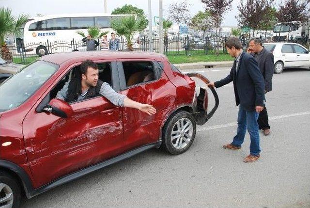 Beton Mikseri Aracı 10 Metre S&uuml;r&uuml;kledi 1