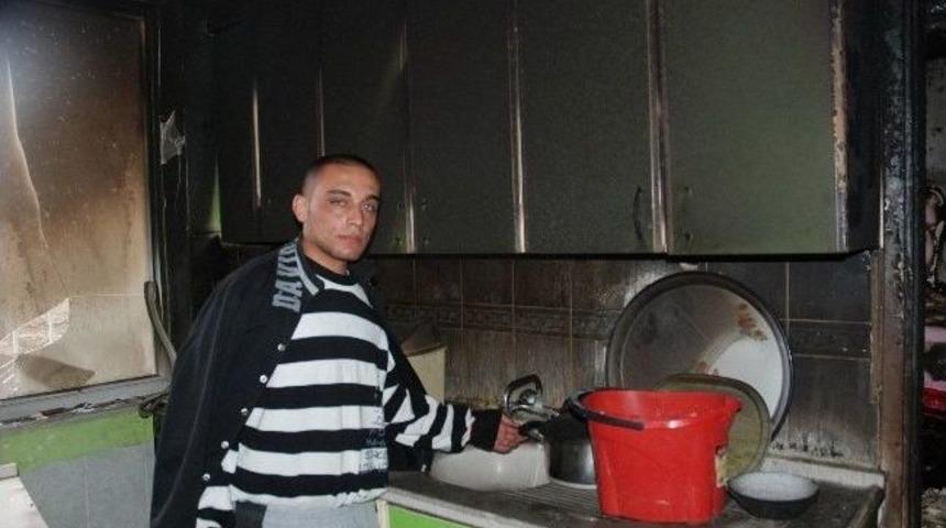 Arkadaşını Kıramadı Yangından Kurtuldu