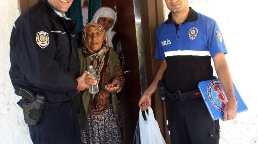 Polisten Mağdur Ailelere Kurbanlık Et Dağıtımı