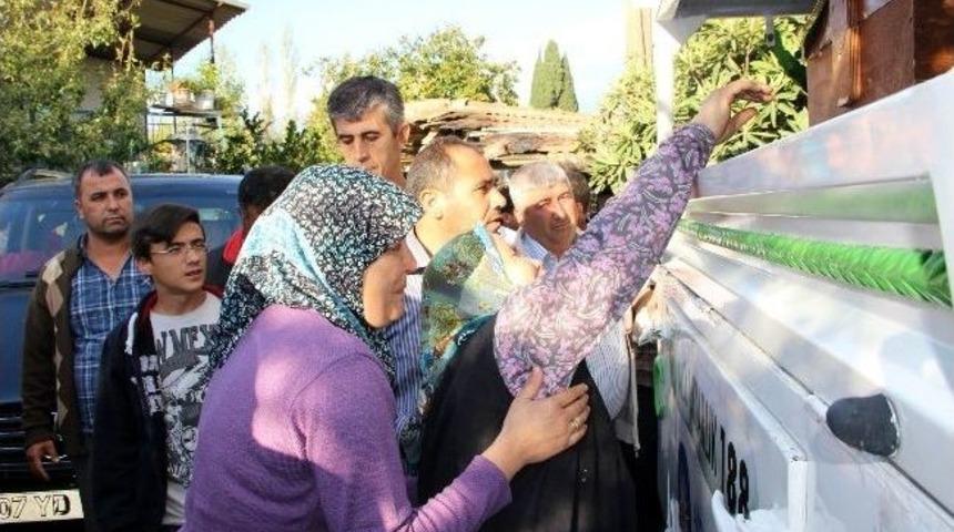 3 Yaşındaki Buse Toprağa Verildi