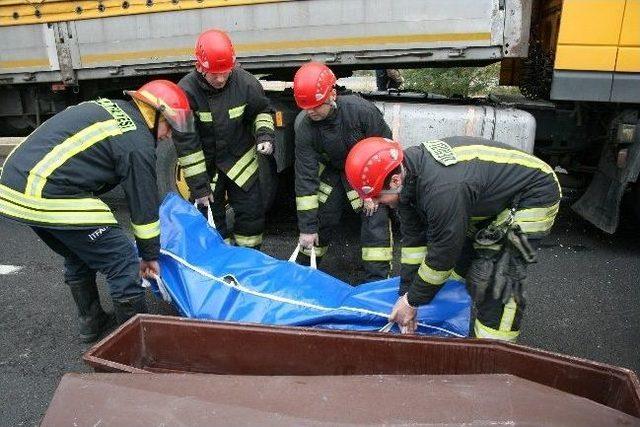 Denizli’de Trafik Kazası: 1 Ölü, 1 Yaralı