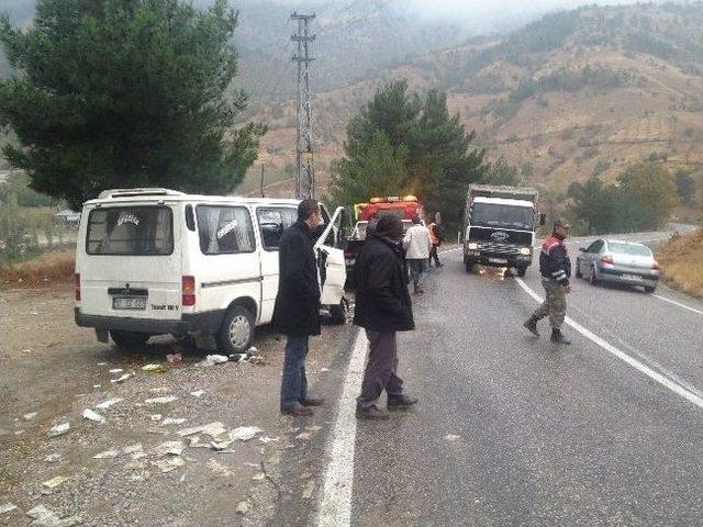 Kahramanmaraş ta trafik kazası: 2 &ouml;l&uuml;, 5 yaralı 2