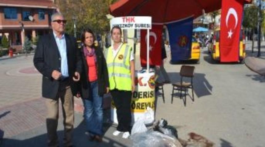 &Ccedil;erkezk&ouml;y'de Kurban Derileri Makbuz Karşılığında Toplandı