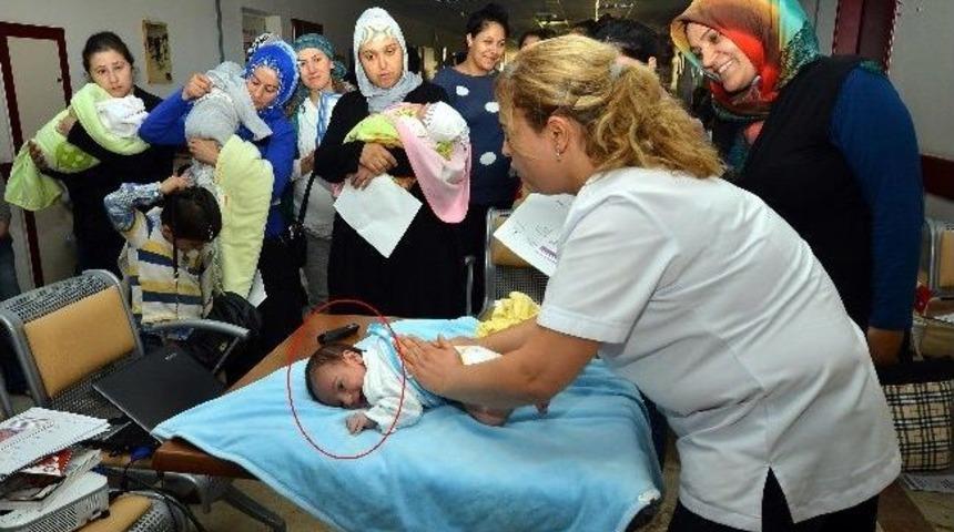 İzmirli Annelere B&uuml;y&uuml;kşehir Belediyesinden Anne S&uuml;t&uuml; Ve Bebek Masajı Eğitimi