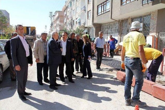 Yenimahalle’de Kamusal Alanlara Yenileri Ekleniyor