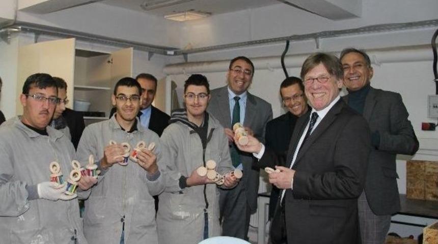 Alman Vakıftan Tanık&rsquo;a İşbirliği Ziyareti