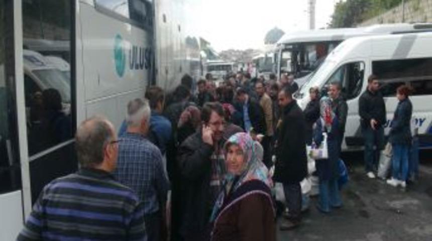 Otogarda D&ouml;n&uuml;ş Yoğunluğu Başladı