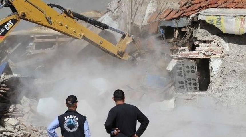 Karşıyaka&rsquo;da Ka&ccedil;ağa Ge&ccedil;it Yok