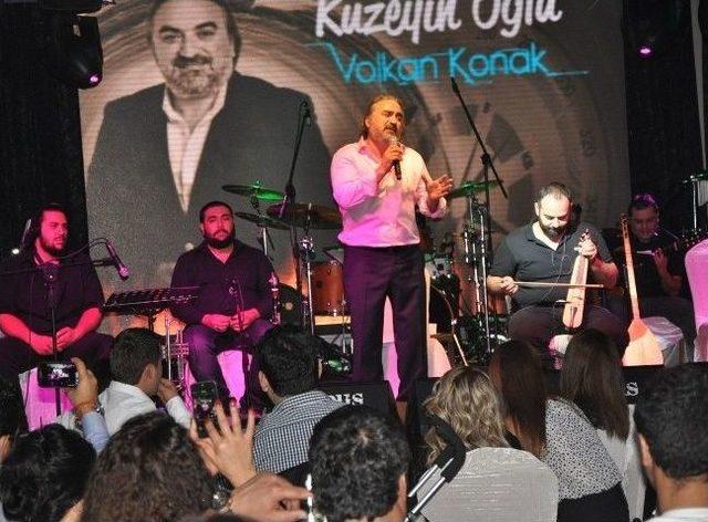 Volkan Konak Sandıklı&rsquo;da Sahneye &Ccedil;ıktı 1