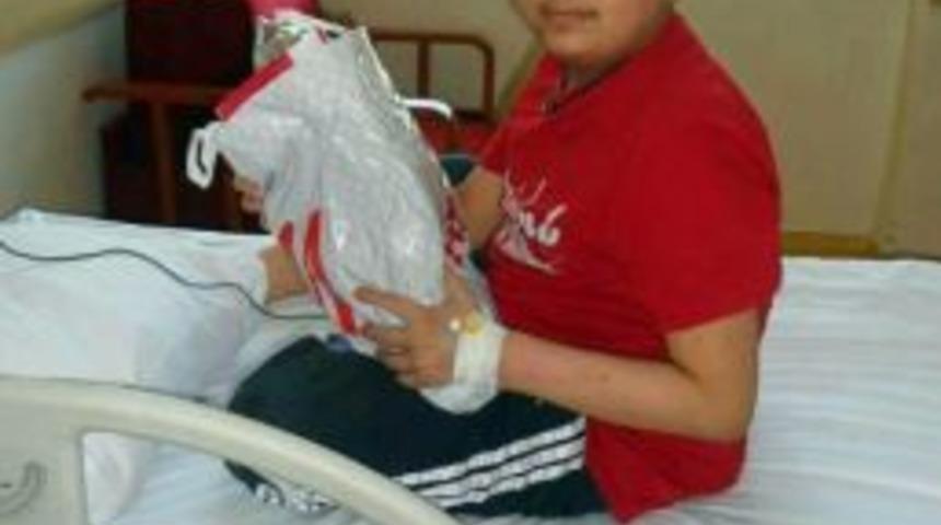 L&ouml;semi hastası minik Bağcı iyileşip okuluna d&ouml;nmek istiyor