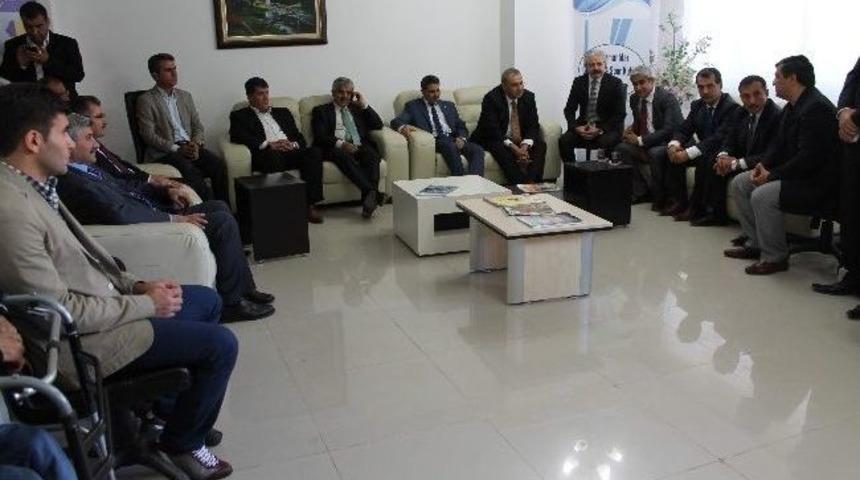 Adıyamanlılar Vakfı'nda Bayramlaşmaya B&uuml;y&uuml;k İlgi