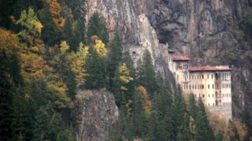 Karadeniz Yaylalarında Renk C&uuml;mb&uuml;ş&uuml;